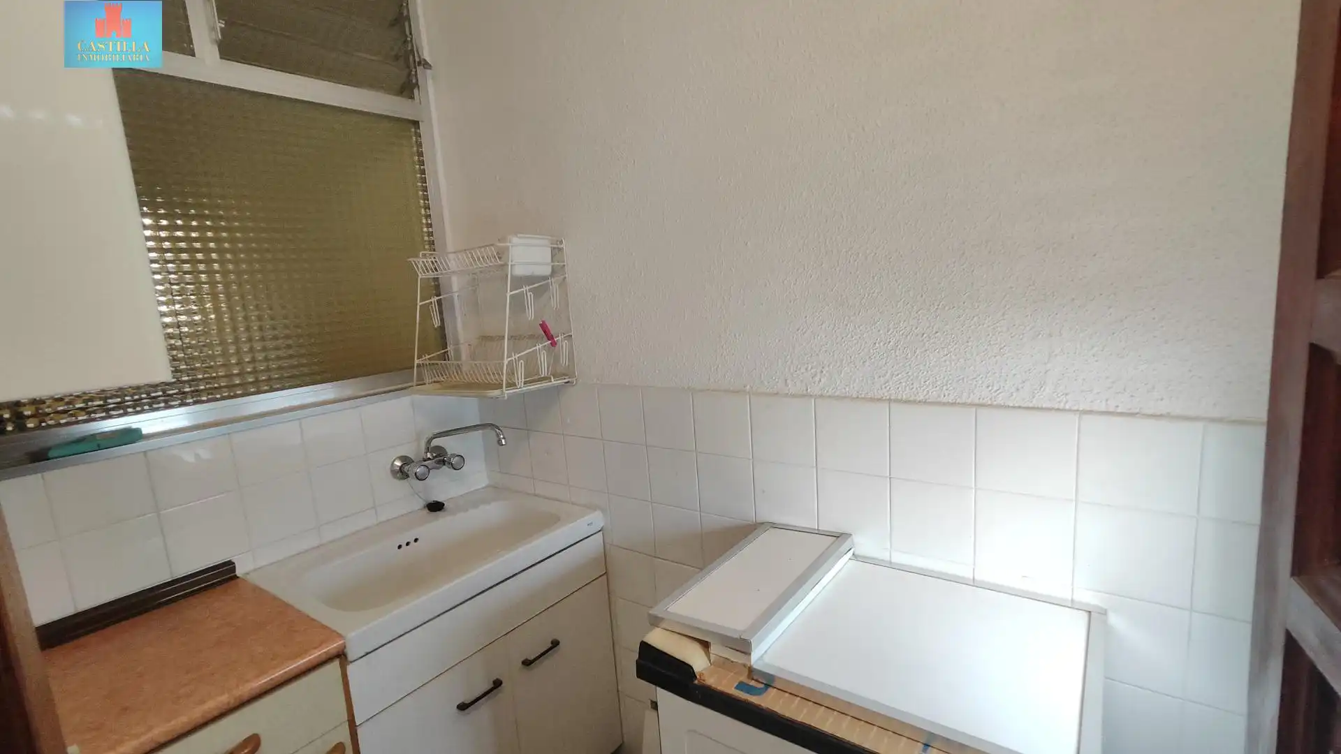 Cocina de Piso en venta en El Barraco  con Calefacción, Terraza y Amueblado
