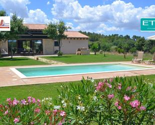 Piscina de Finca rústica en venda en Muro amb Aire condicionat, Calefacció i Jardí privat
