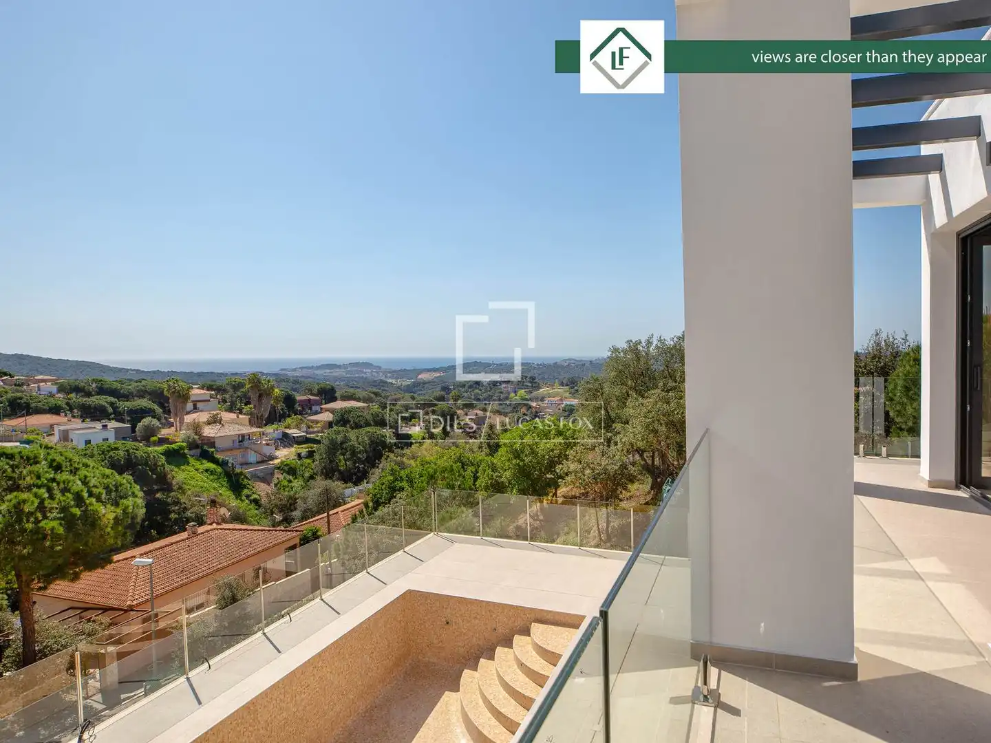 Vista exterior de Casa o xalet en venda en Lloret de Mar amb Aire condicionat, Calefacció i Jardí privat