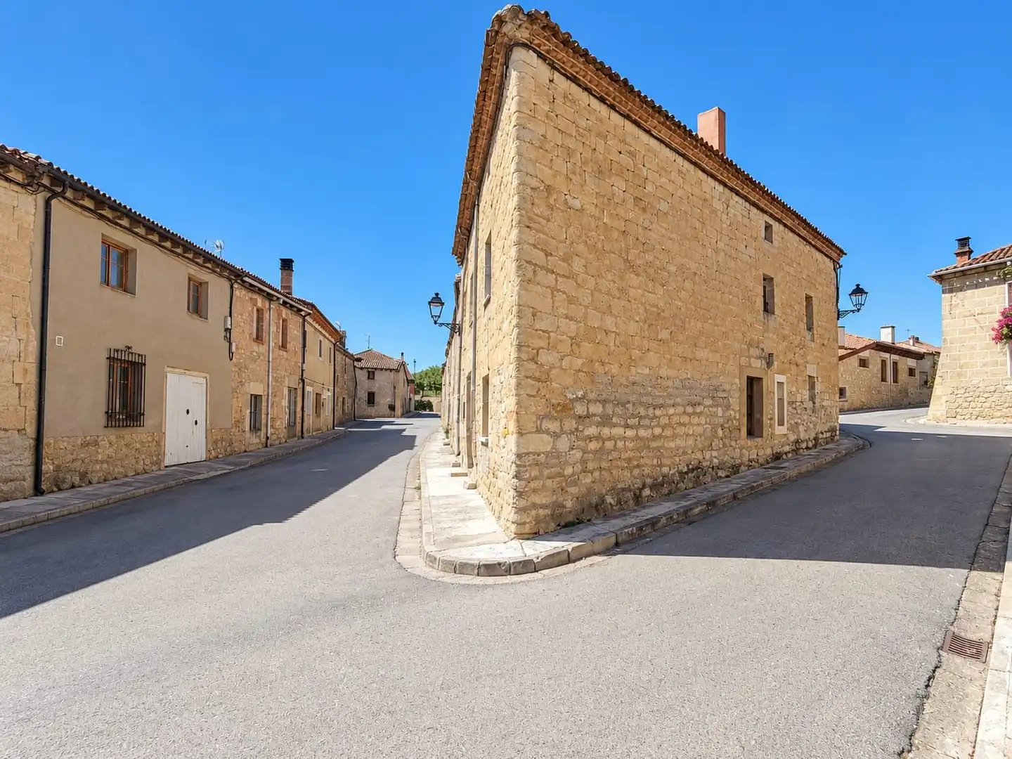 Vista exterior de Casa o xalet en venda en Las Quintanillas, Burgos