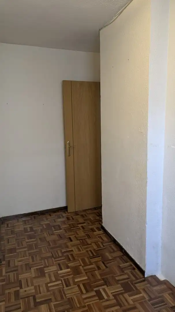 Habitación de Piso en venta en Madrid con Calefacción y Terraza