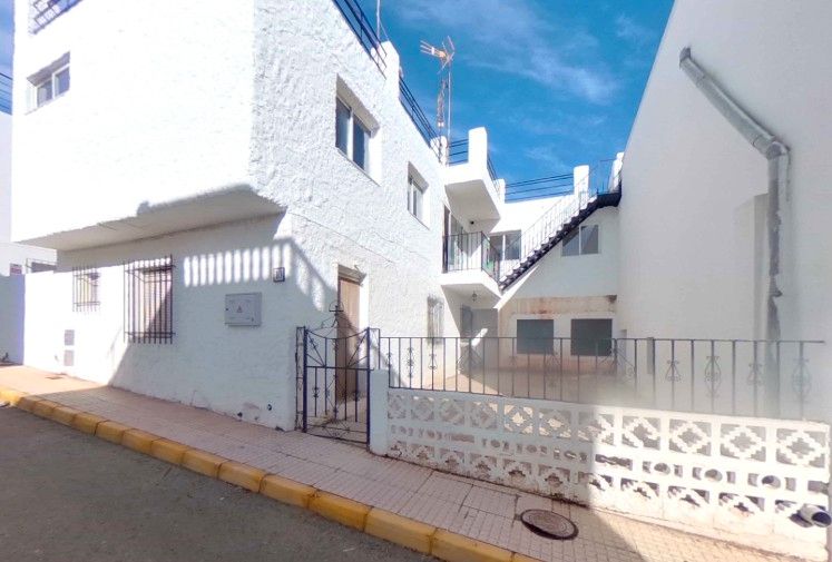 Flat for sale in Calle Rocio, El Palmeral