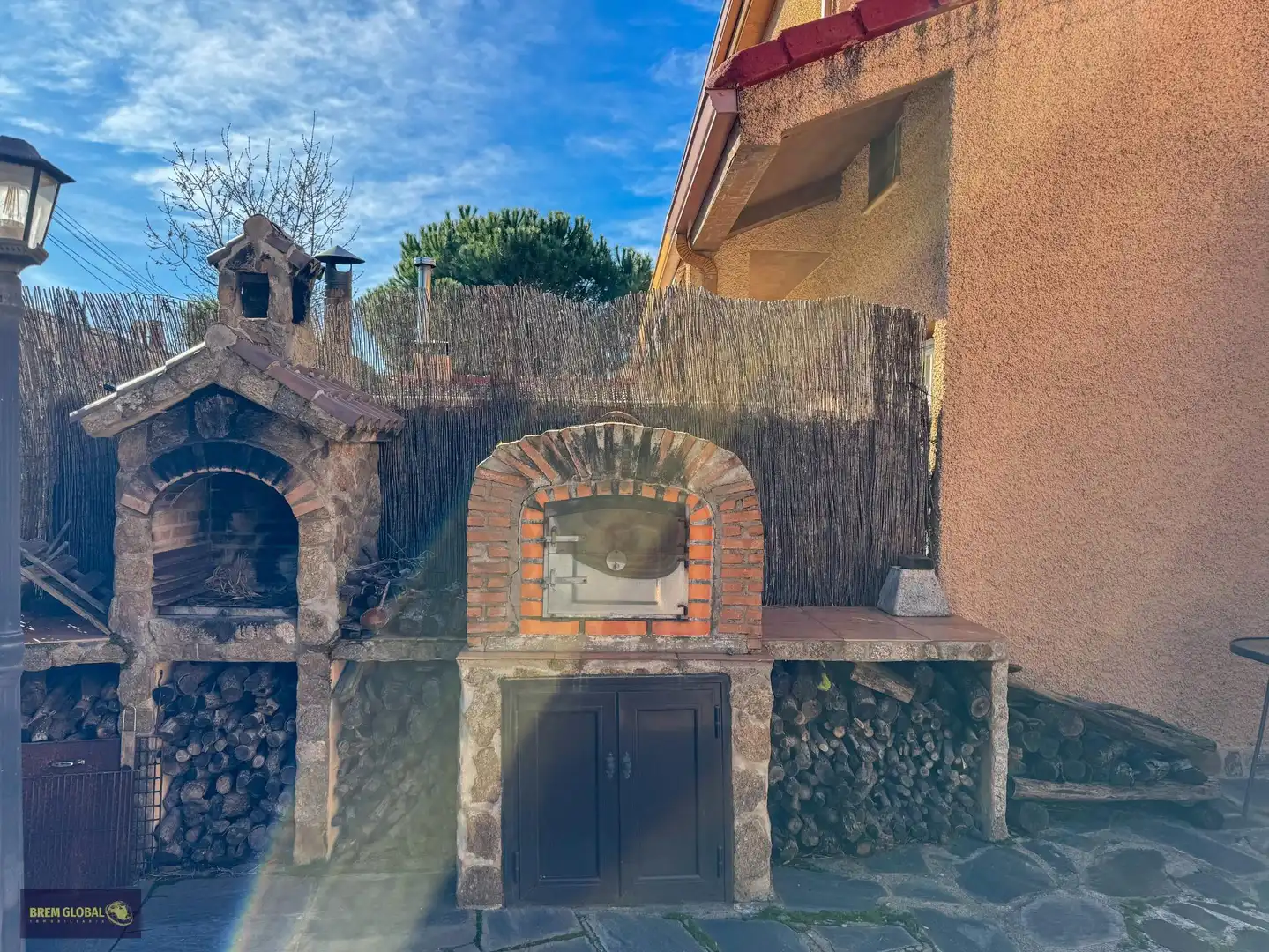 Casa adosada en venda en La Cabrera amb Calefacció, Jardí privat i Traster