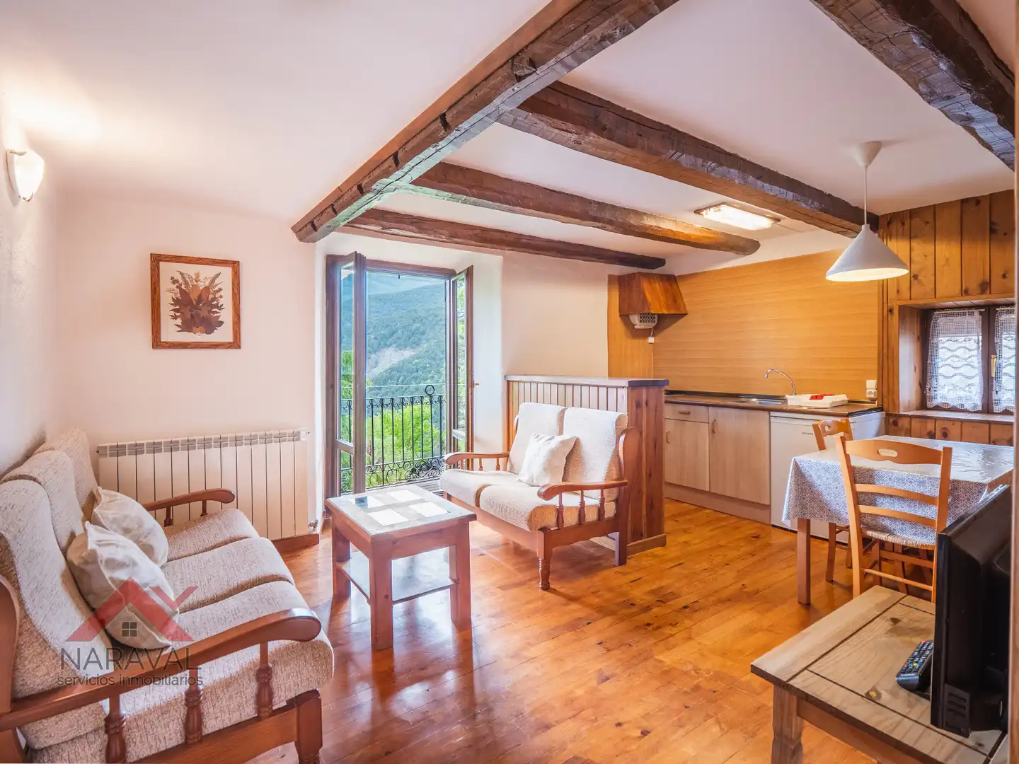 Sala de estar de Casa o chalet en venta en Fiscal con Aire acondicionado, Calefacción y Jardín privado