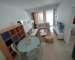 Sala d'estar de Apartament de lloguer en Las Palmas de Gran Canaria amb Terrassa, Moblat i Forn