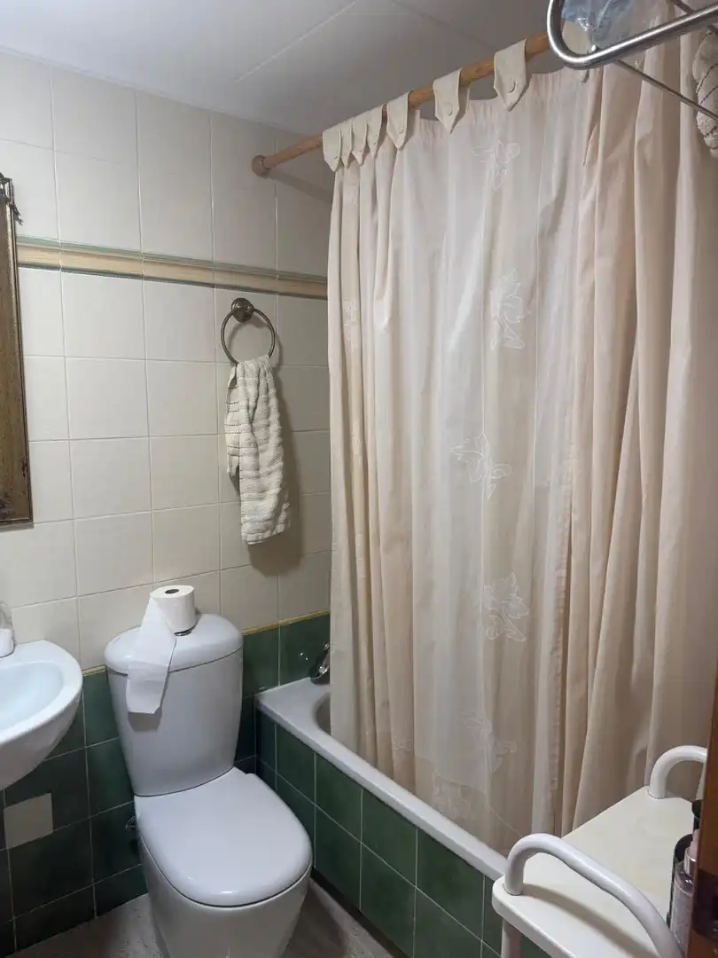 Bathroom of Flat for rent in Alicante / Alacant