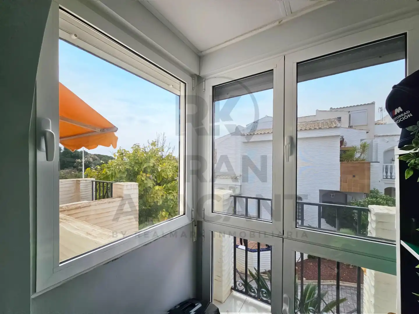 Vista exterior de Casa o chalet en venta en Santa Pola con Aire acondicionado, Calefacción y Jardín privado