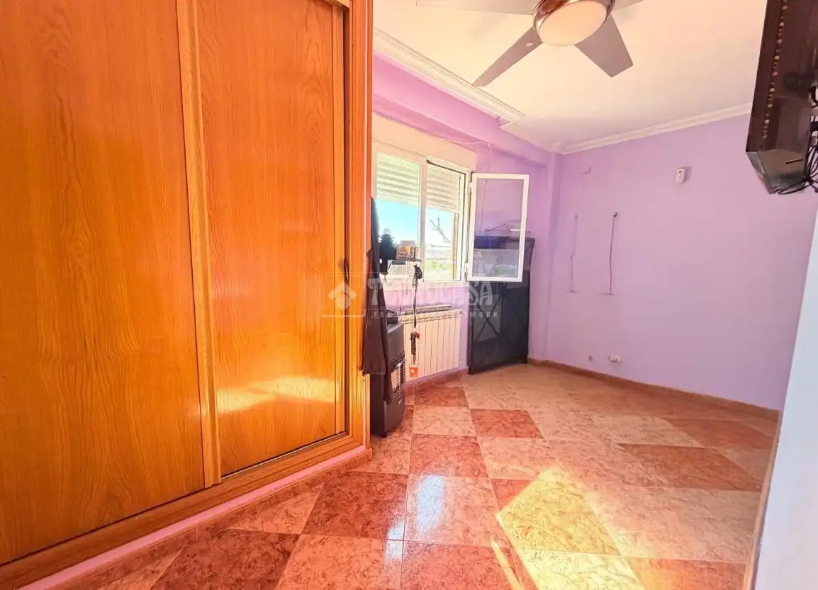 Habitación de Piso en venta en Valdemoro con Trastero y Balcón