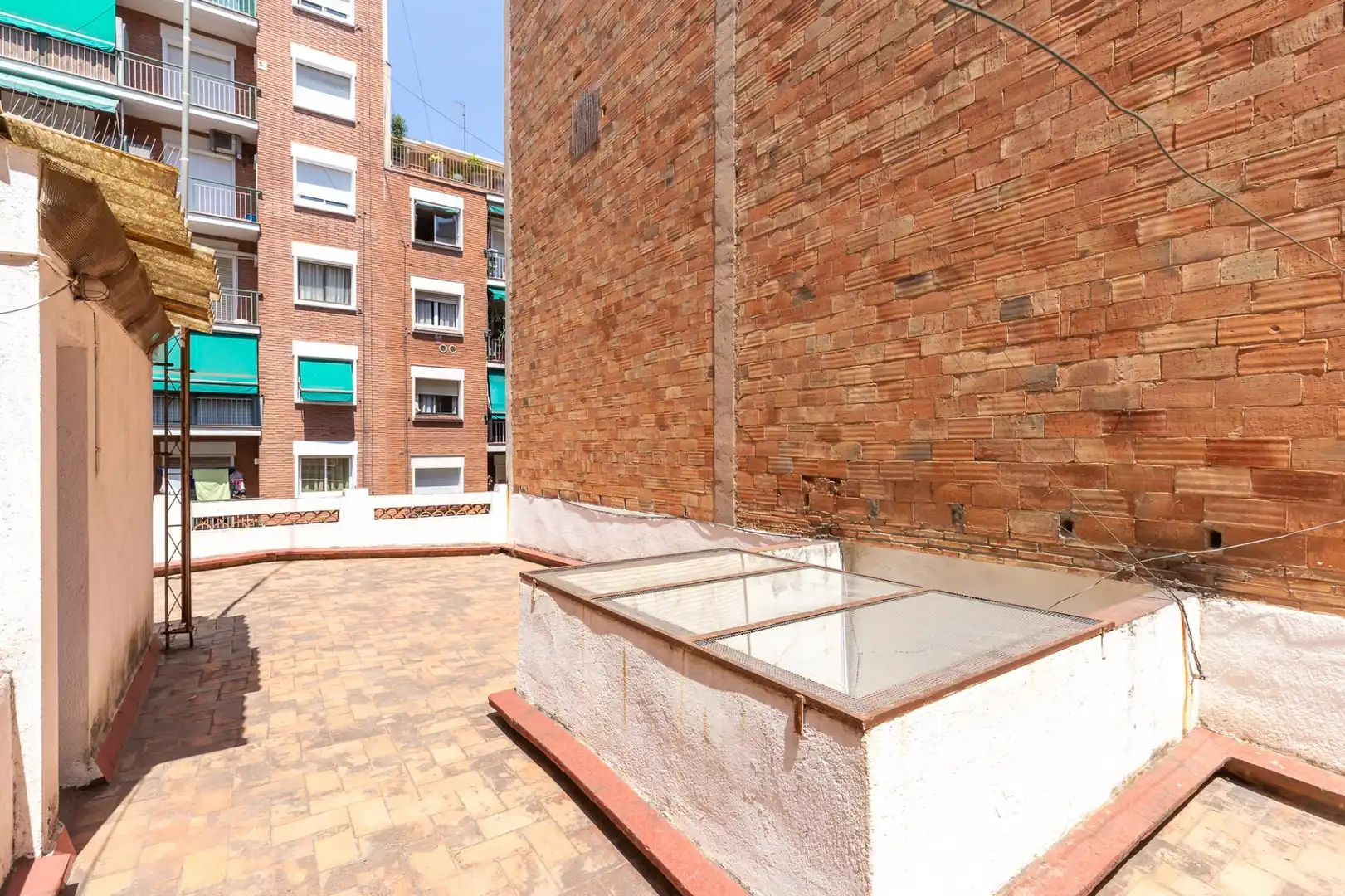 Casa adosada en venda a GARCILASO, La Sagrera
