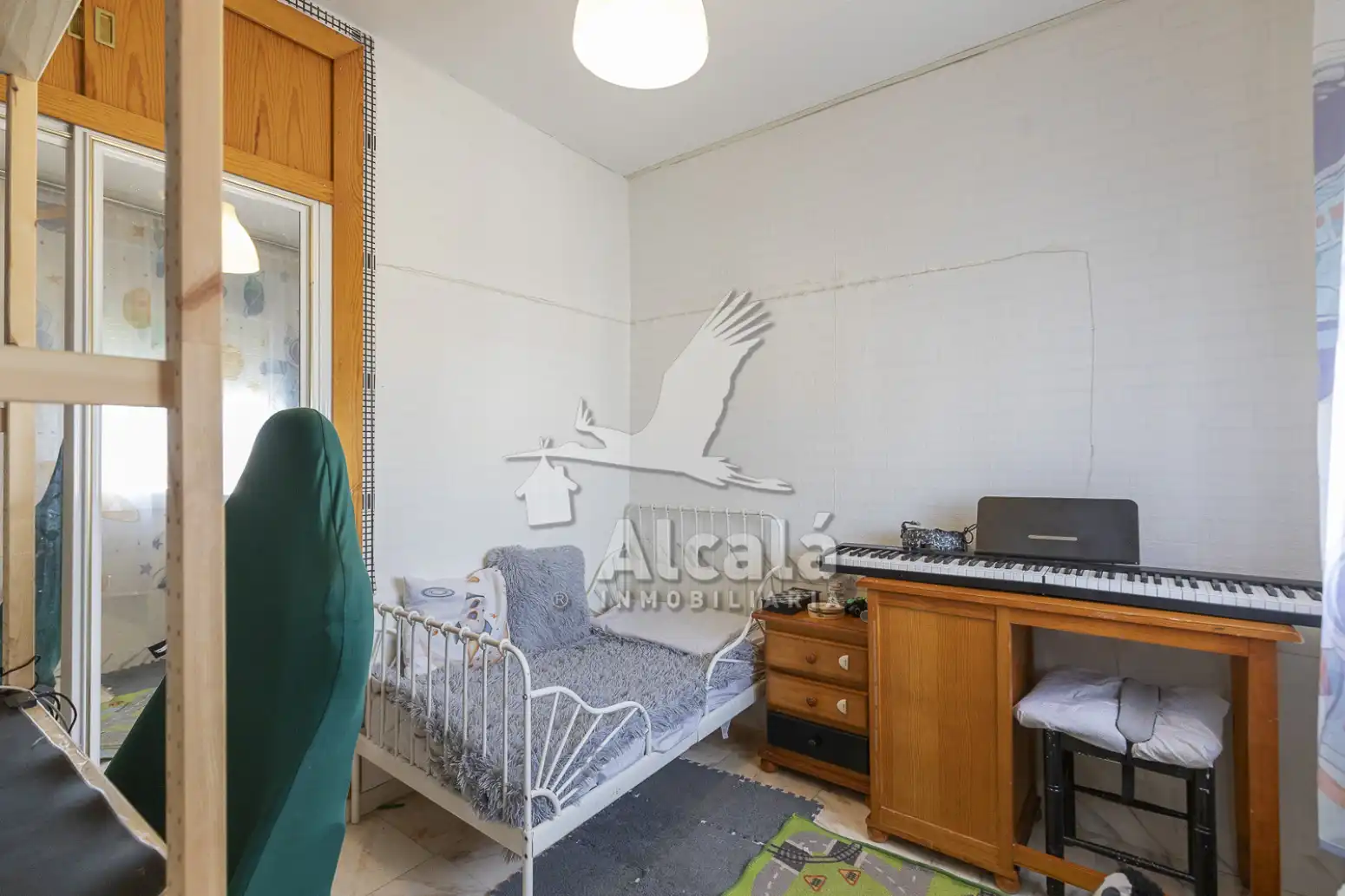 Bedroom of Flat for sale in Campo Real  with Air Conditioner, Heating and Terrace