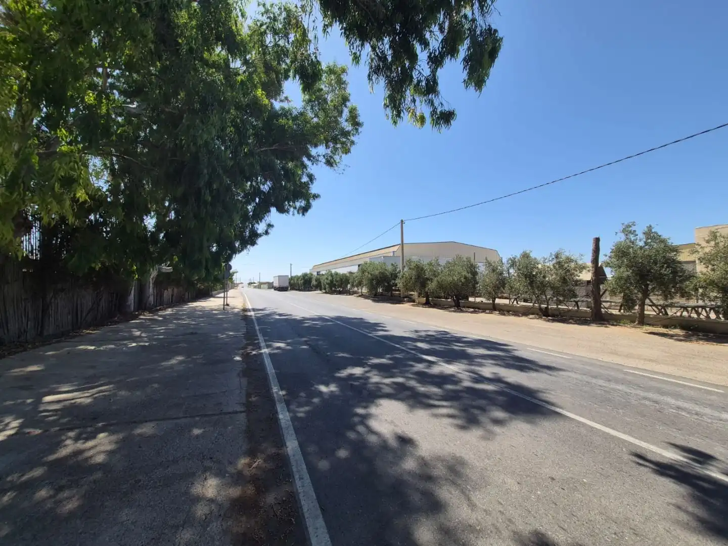 Commercial properties for rent in Paraje Cueva del Gato, 4, Balerma