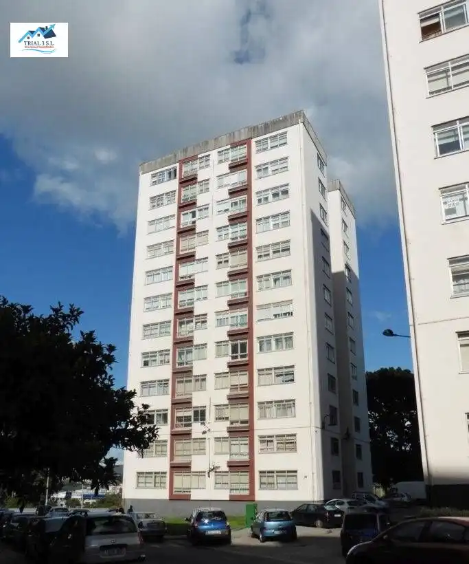Vista exterior de Pis en venda en Ferrol amb Piscina comunitària