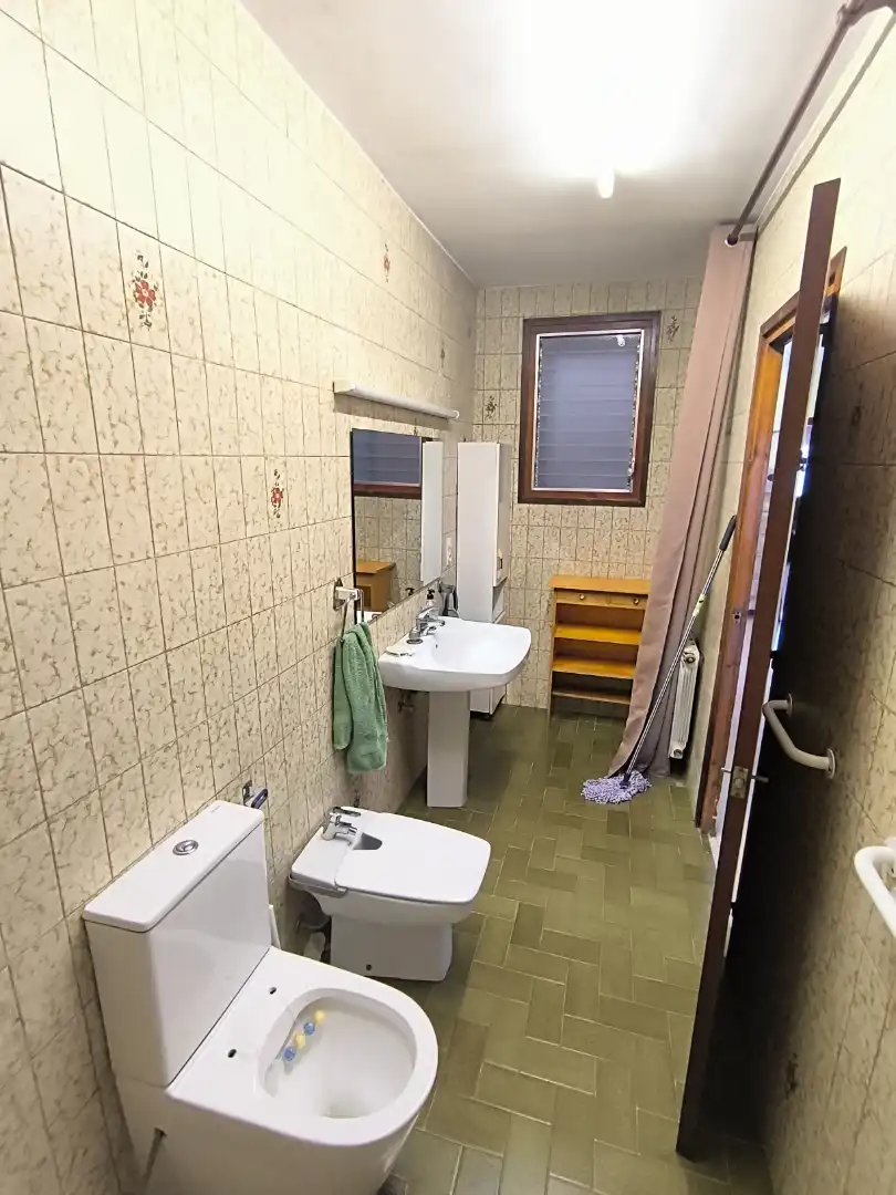Baño de Piso en venta en Vilablareix con Aire acondicionado, Calefacción y Terraza