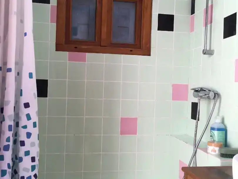 Bany de Casa adosada en venda en Vallirana