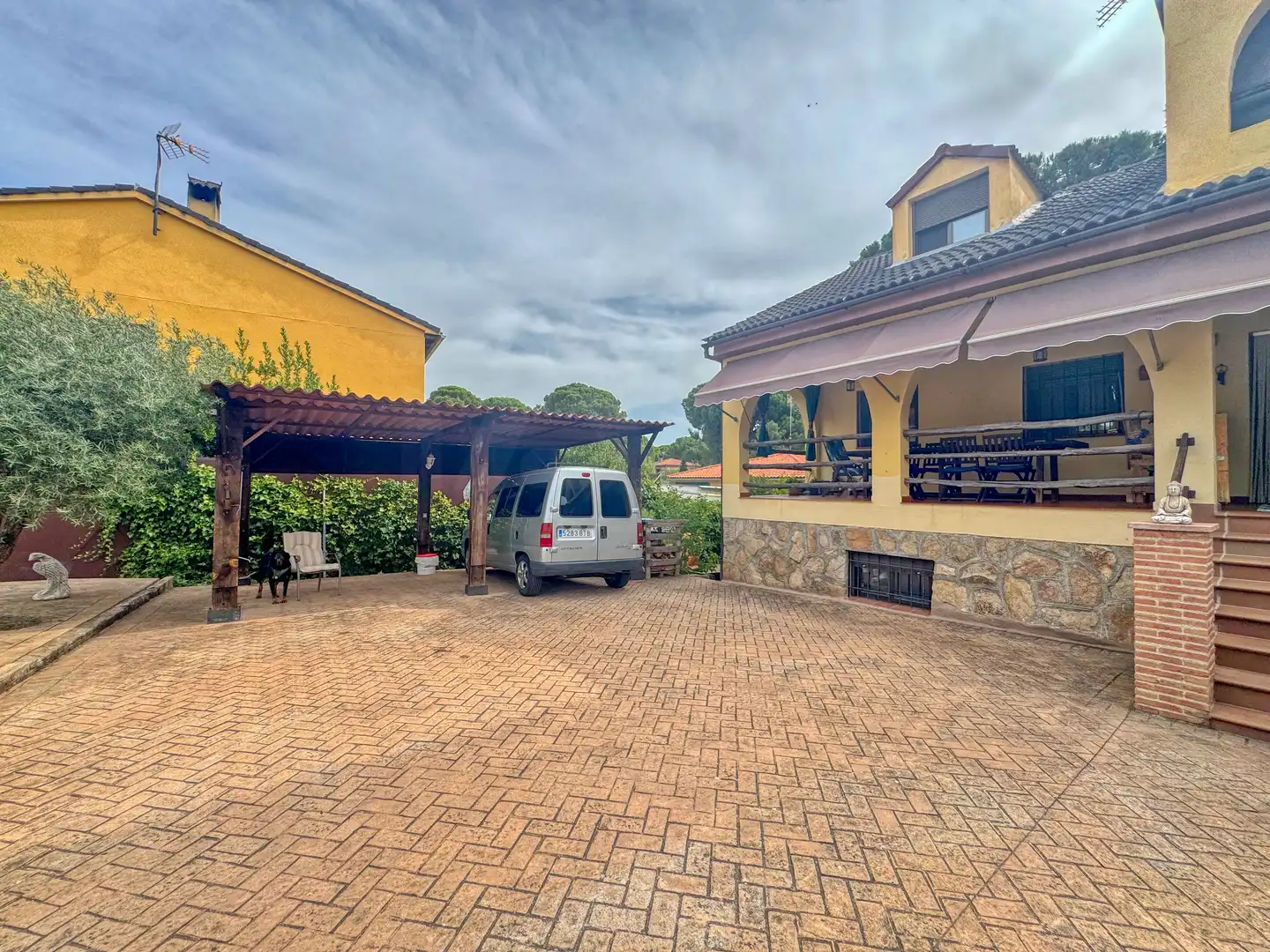 Aparcament de Casa o xalet en venda en Almorox amb Aire condicionat, Calefacció i Terrassa