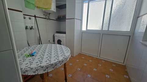 Foto 3 de Piso de alquiler en Los Barrios, Cádiz