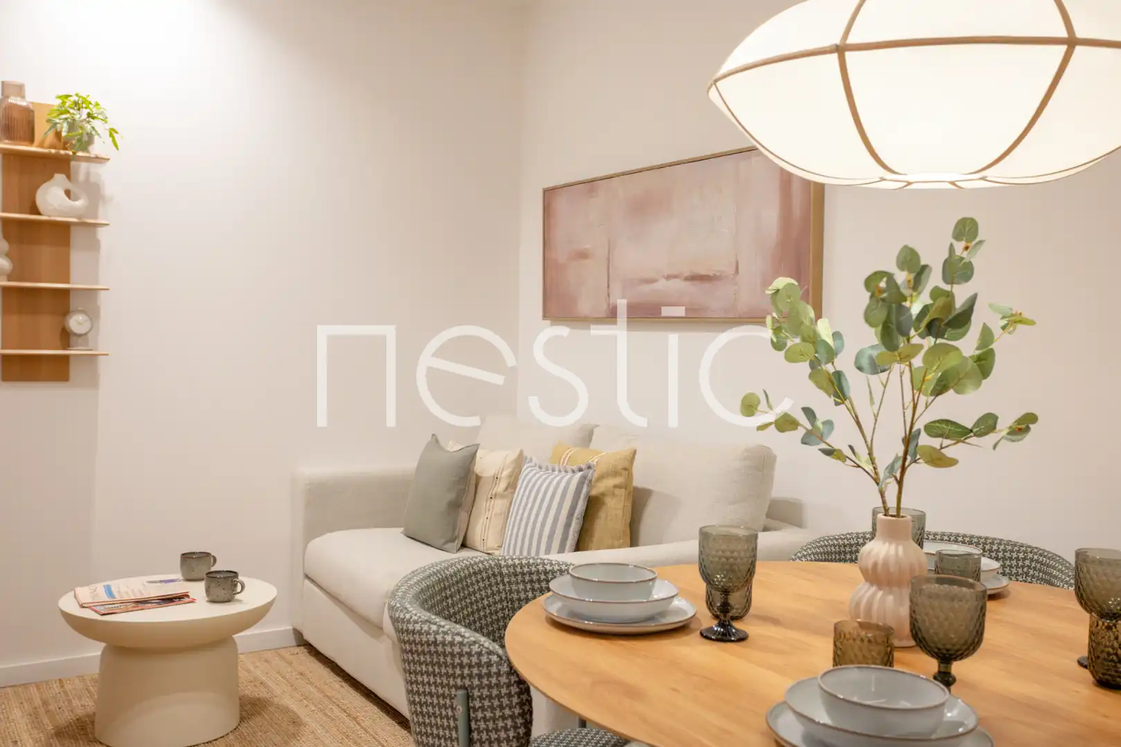 Sala d'estar de Apartament de lloguer en Madrid amb Aire condicionat, Calefacció i Moblat