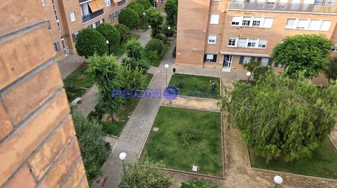 Foto 3 de Piso en venta en Simon Verde, Mairena del Aljarafe