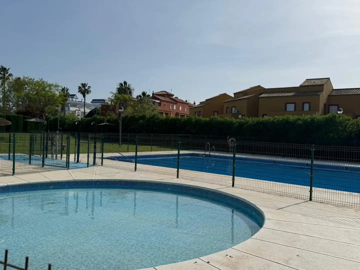 Swimming pool of Apartments for sale in Rota