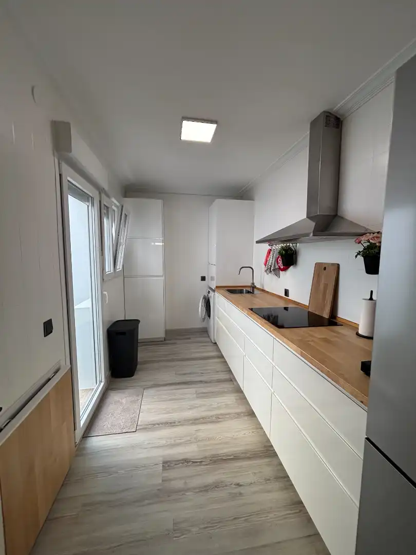 Cocina de Casa adosada en venta en Mairena del Aljarafe con Jardín privado, Parquet y Terraza