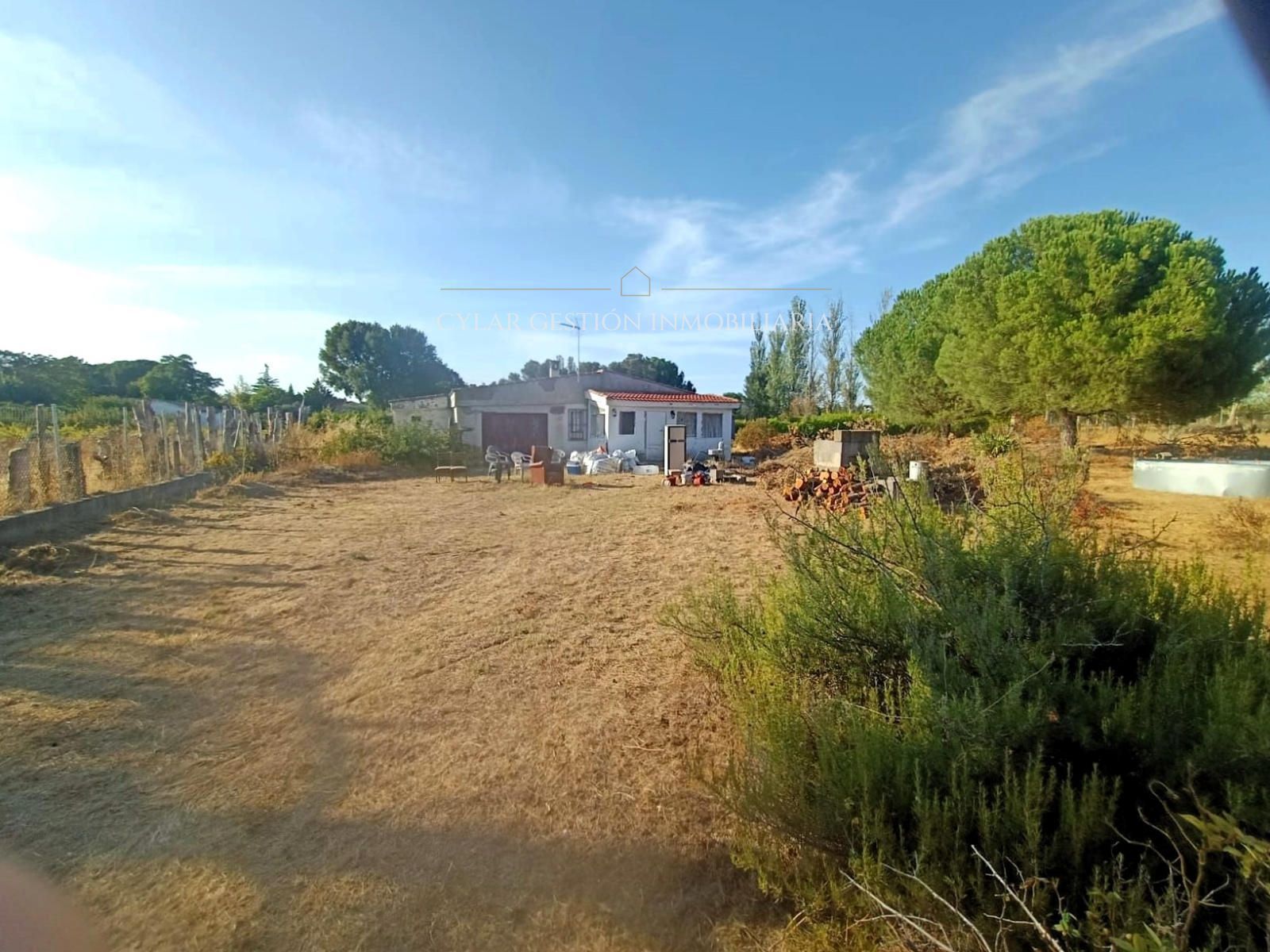 Casa o xalet en venda en Valdunciel amb Calefacció i Jardí privat