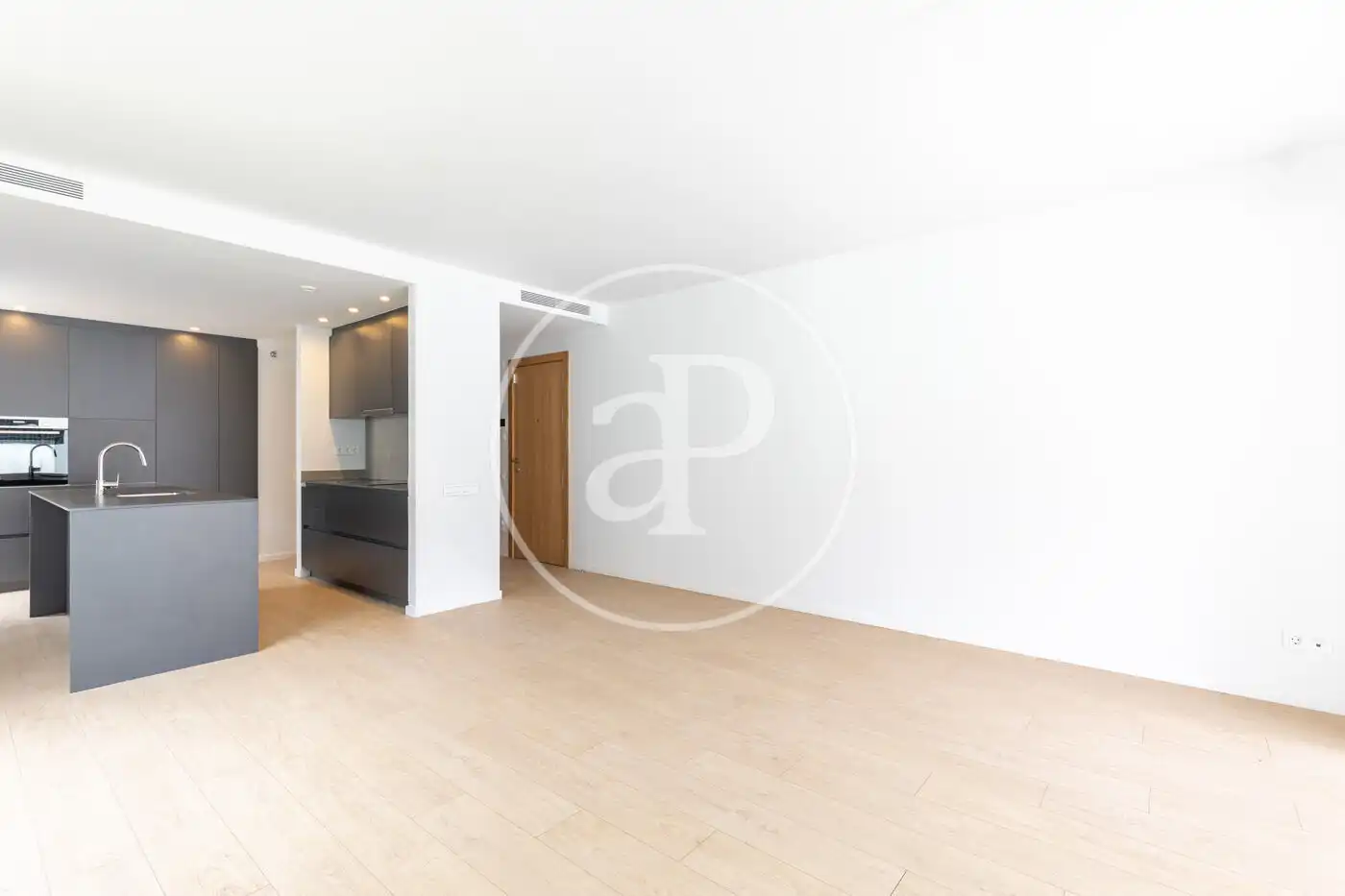 Living room of Flat for sale in Sant Cugat del Vallès  with Air Conditioner, Heating and Private garden