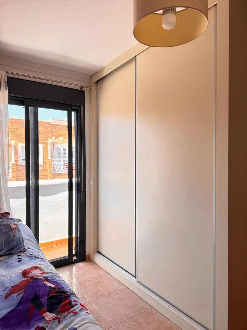 Terrassa de Casa adosada en venda en Roquetas de Mar amb Aire condicionat i Traster