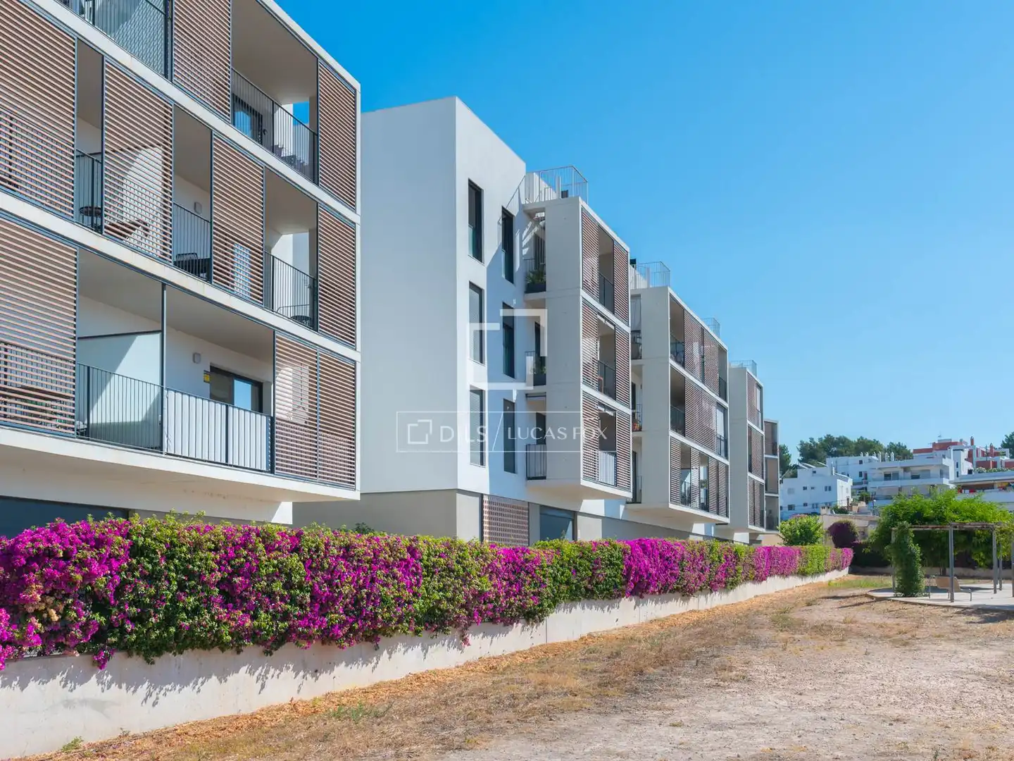 Vista exterior de Piso en venta en Santa Eulària des Riu con Aire acondicionado, Calefacción y Terraza