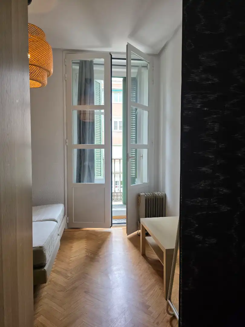 Schlafzimmer von Wohnung zum Verkauf in Madrid mit Klimaanlage, Heizung und Parkett
