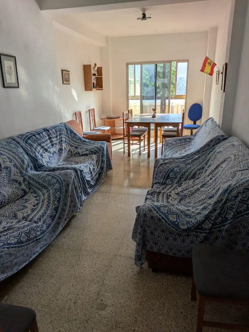 Estudio de alquiler en Calle Calle Melchor Almagro, Centro - Sagrario