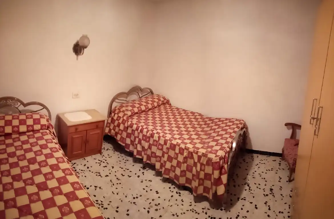 Dormitori de Finca rústica en venda en Calatorao amb Jardí privat, Terrassa i Moblat