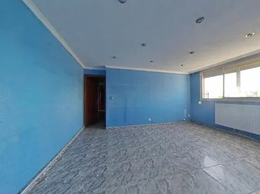 Flat for sale in Carrer de l'Algarve 5