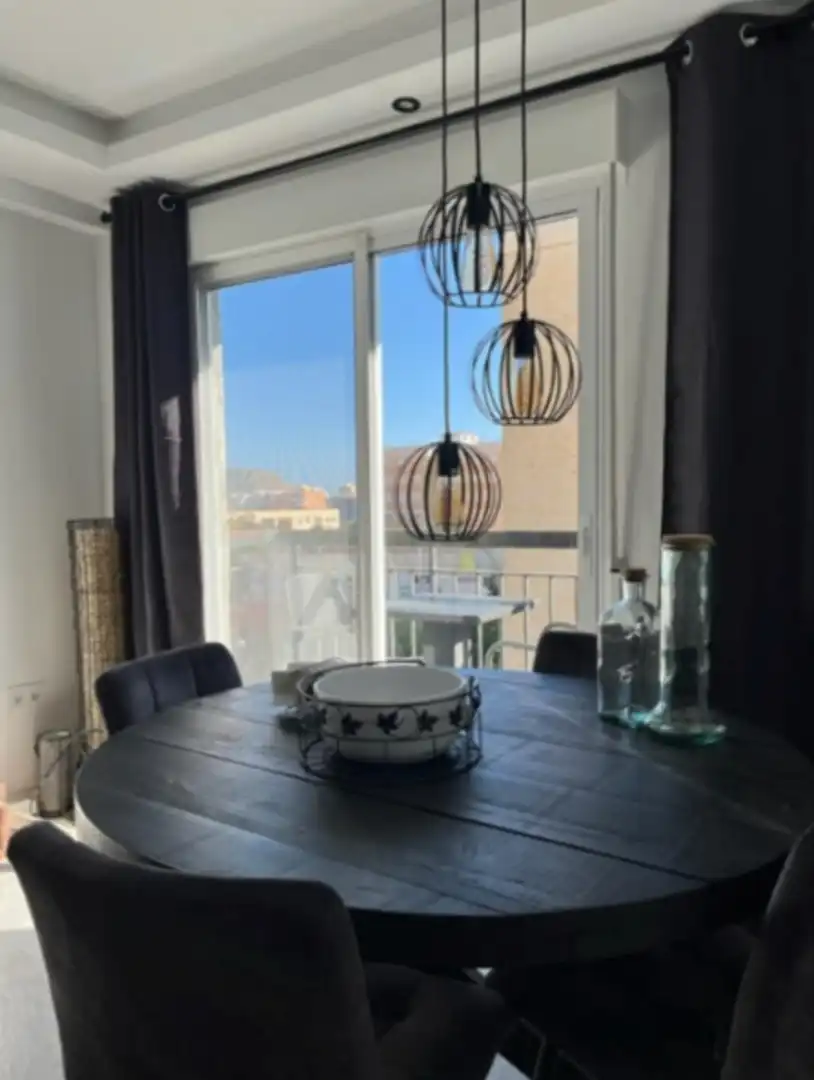 Apartamento de alquiler en Cuatrocientas Viviendas