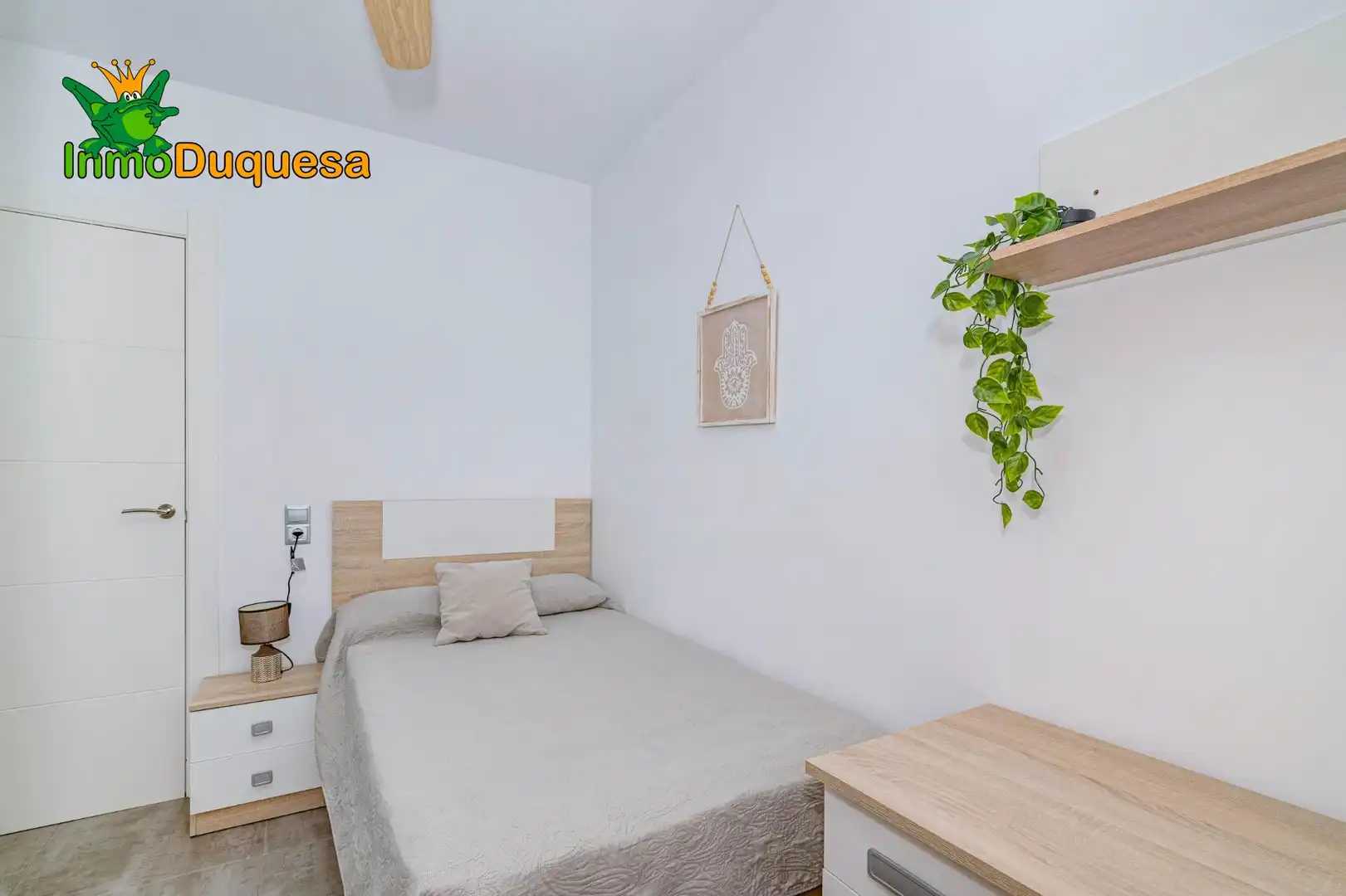 Habitación de Piso en venta en Granada con Aire acondicionado, Calefacción y Terraza