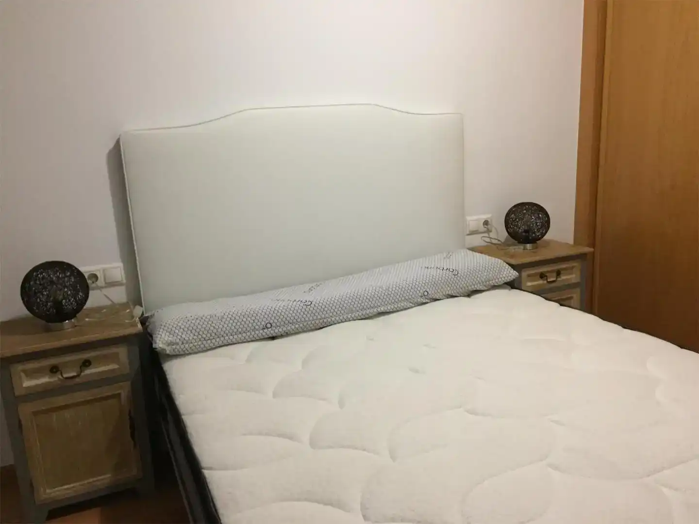 Dormitori de Pis en venda en  Albacete Capital amb Piscina i Balcó