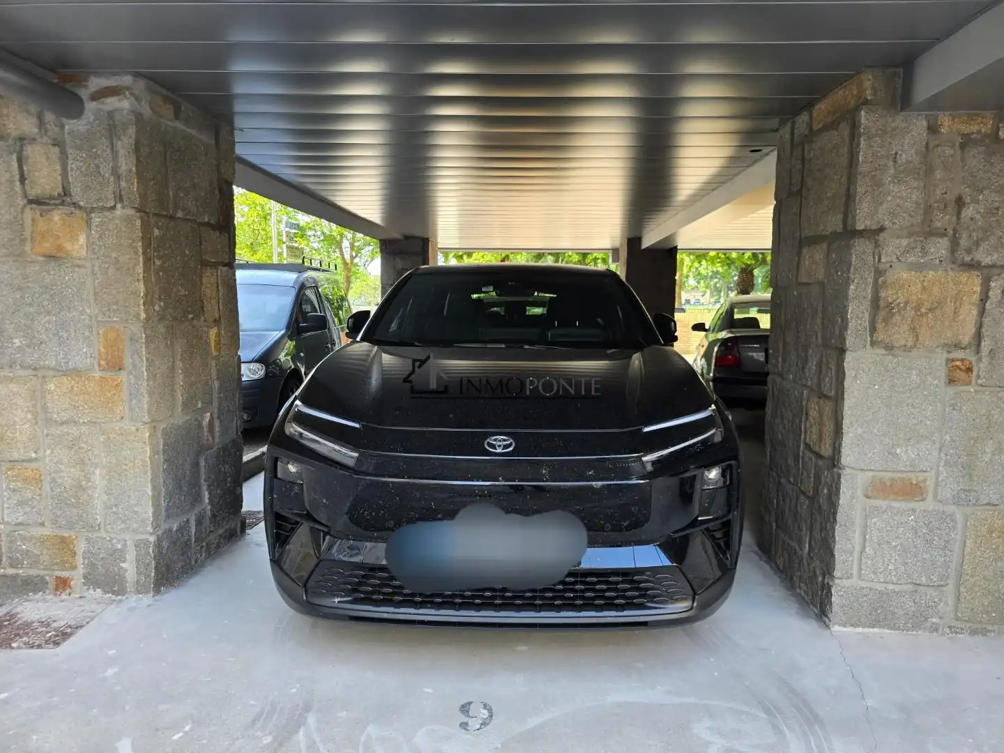 Parking de Piso en venta en Pontevedra Capital  con Calefacción, Horno y Lavadora