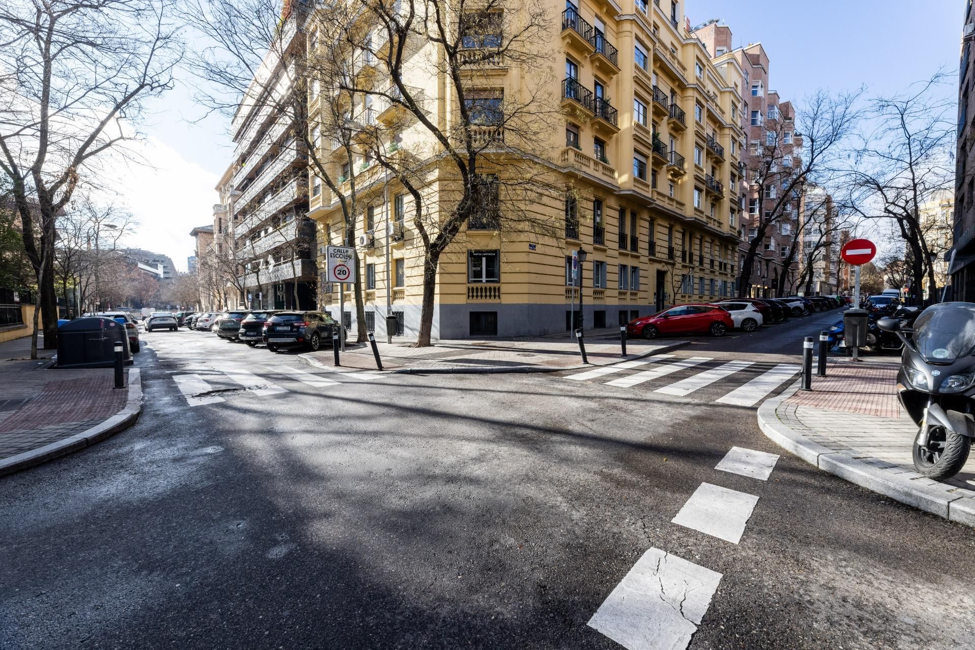 Exterior view of Office to rent in  Madrid Capital  with Air Conditioner