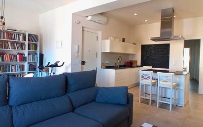 Living room of Flat to rent in  Valencia Capital  with Air Conditioner and Balcony