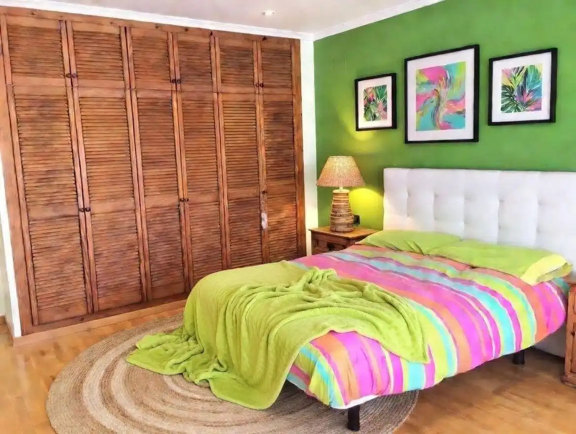 Bedroom of Attic for sale in Silla  with Air Conditioner, Heating and Parquet flooring