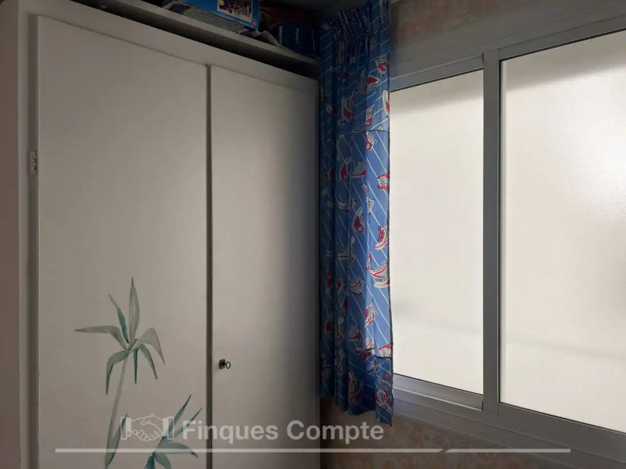 Habitación de Apartamento en venta en Roda de Berà con Aire acondicionado y Terraza