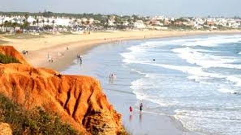 Foto 3 de Edificio en venta en La Soledad, Chiclana de la Frontera