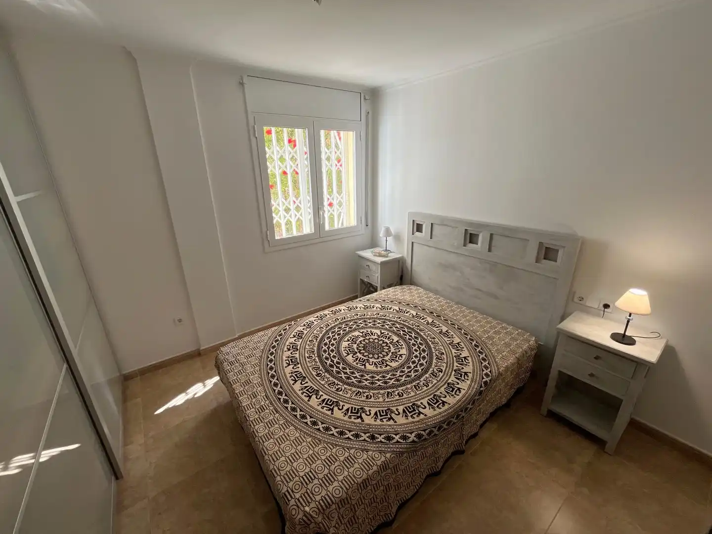 Habitación de Planta baja en venta en Castell d'Aro, Platja d'Aro i s'Agaró con Aire acondicionado, Jardín privado y Terraza