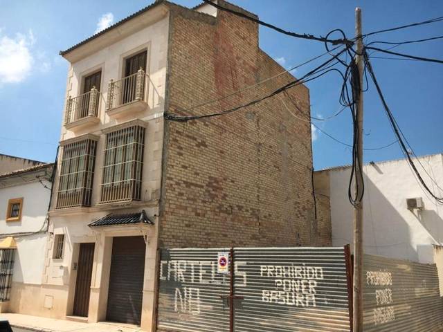 Edificio en Venta en Calle Huerta en Gilena