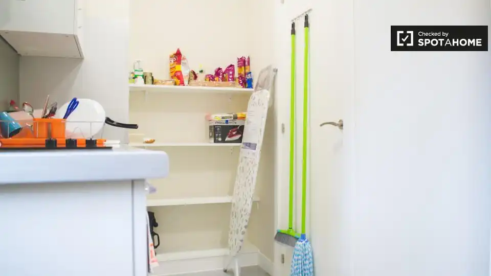 Flat for rent in Ciudad Jardín