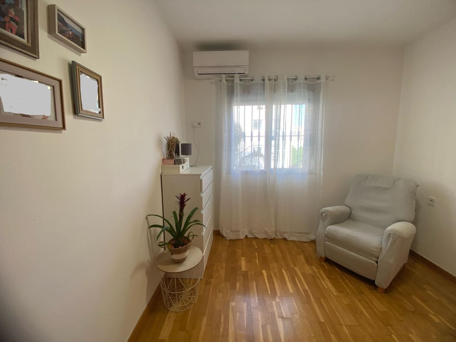 Dormitori de Dúplex en venda en  Sevilla Capital amb Terrassa i Balcó