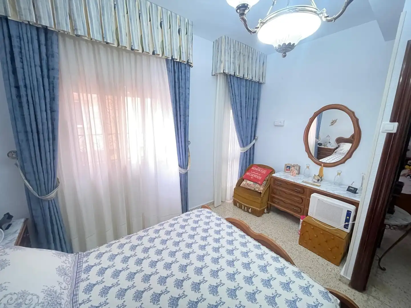 Bedroom of Detached homes for sale in Málaga  with Air Conditioner, Terrace and Balcony