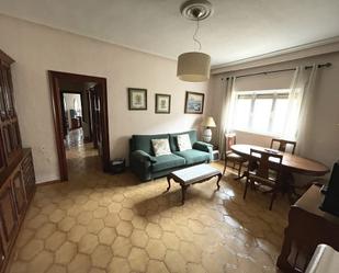 Living room of Flat for sale in Salamanca Capital  with Heating and Furnished