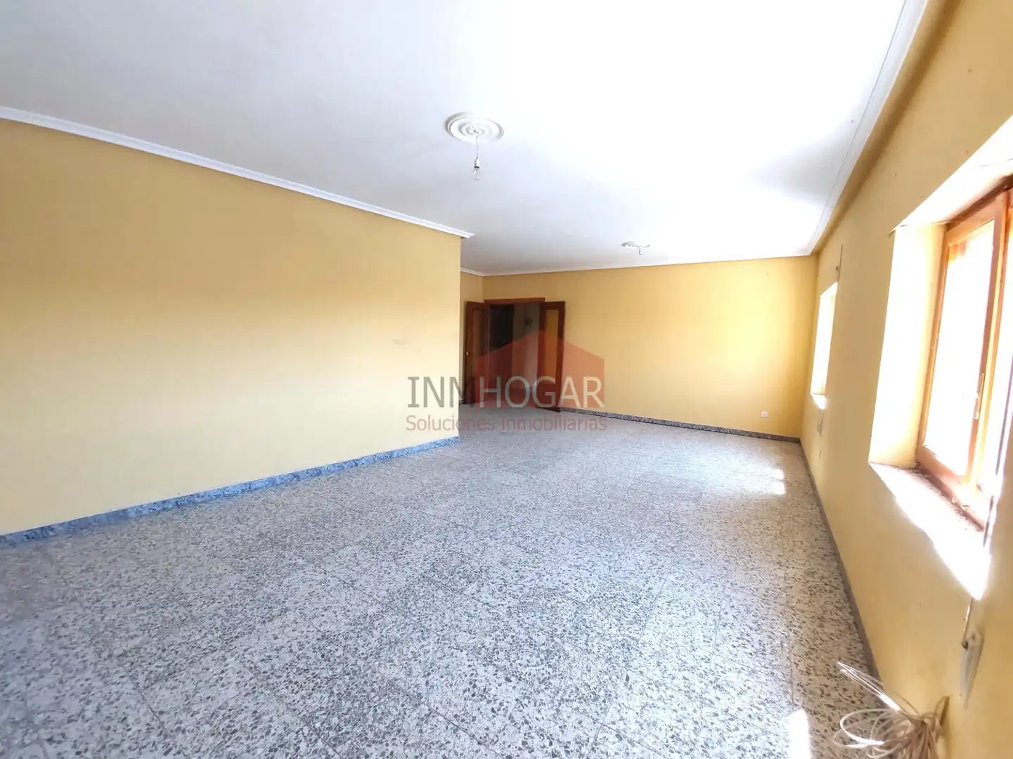 Casa o chalet en venta en Palacios de Goda con Terraza, Trastero y Balcón
