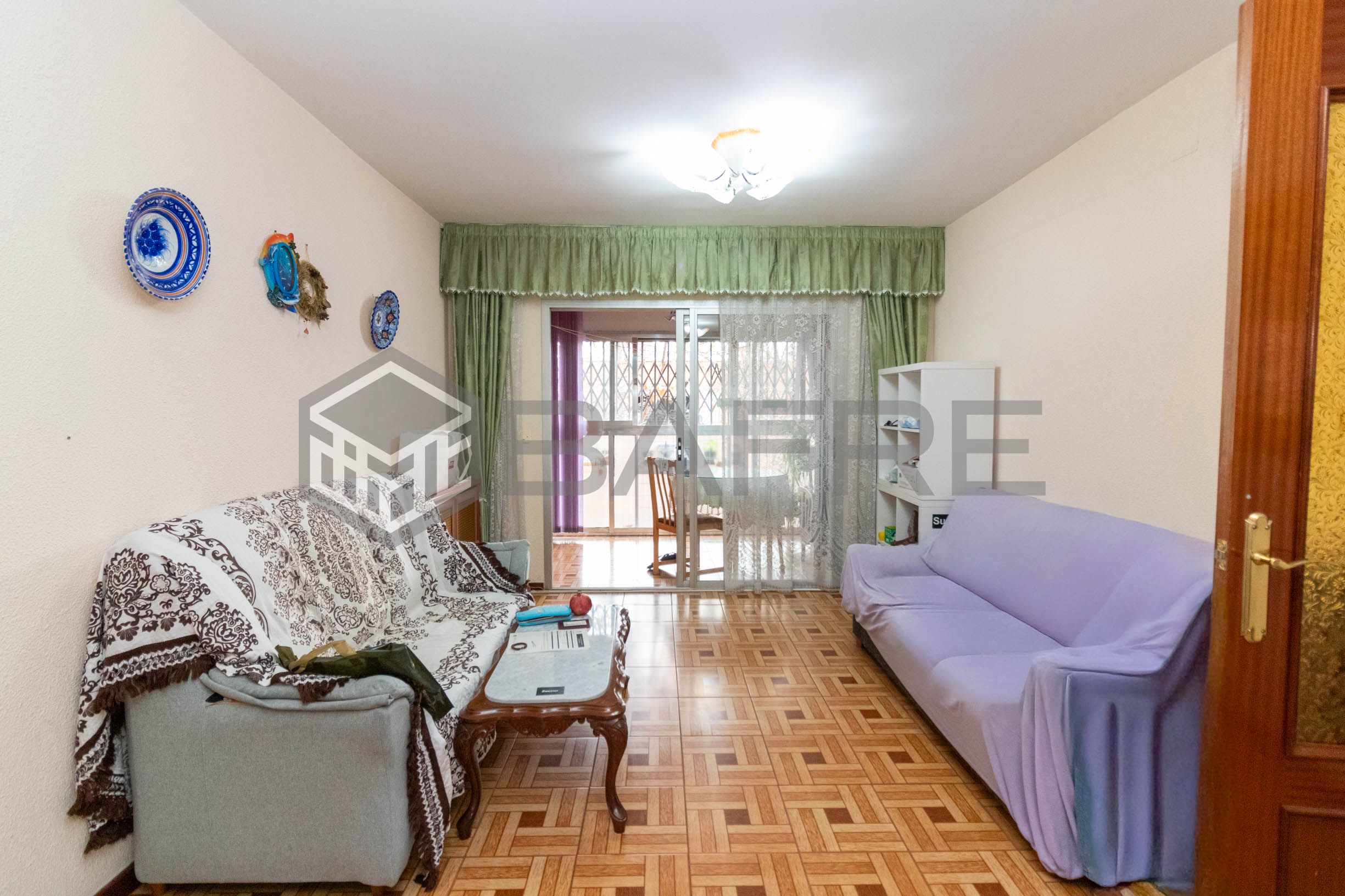 Living room of Flat for sale in  Madrid Capital  with Heating, Terrace and Balcony