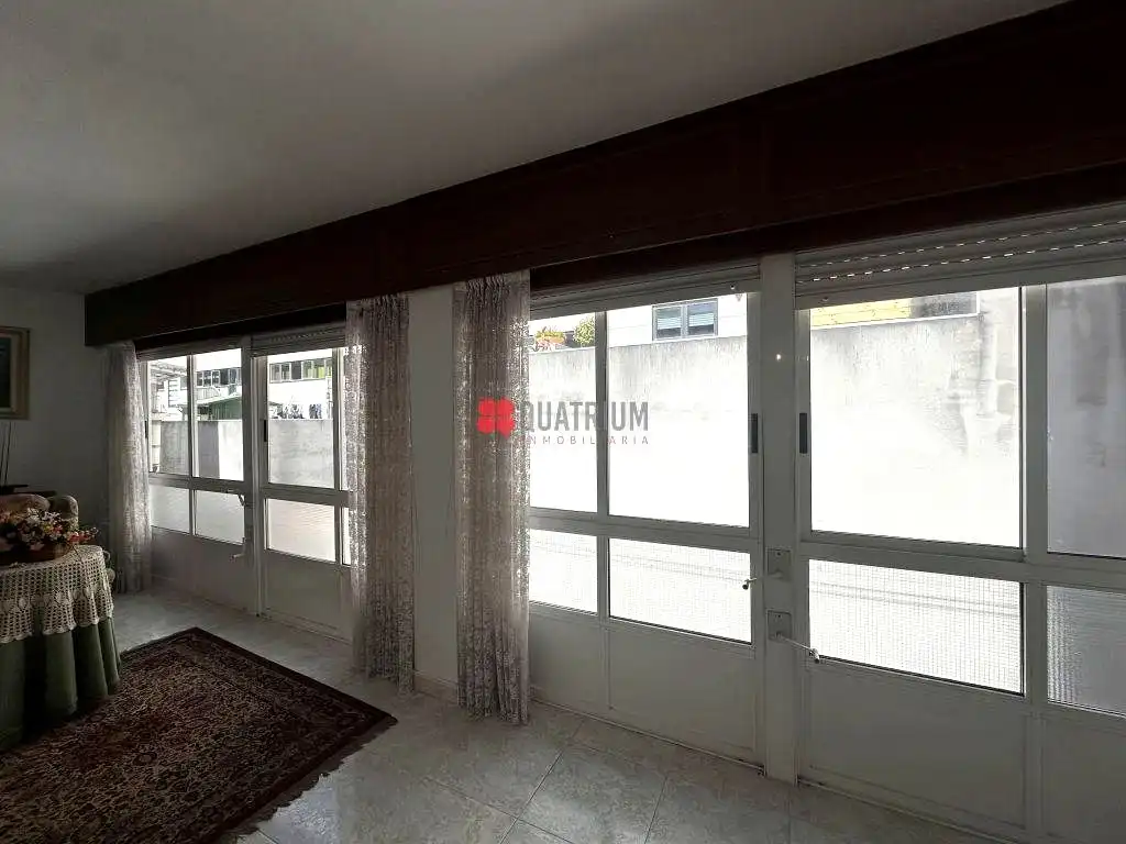 Vista exterior de Casa o xalet en venda en Santiago de Compostela  amb Terrassa, Traster i Balcó